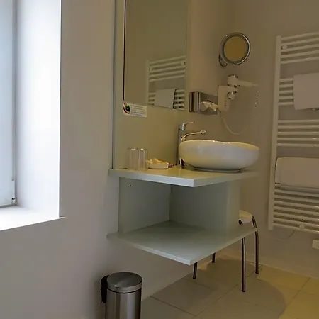 Bressane De Hotel Buellas